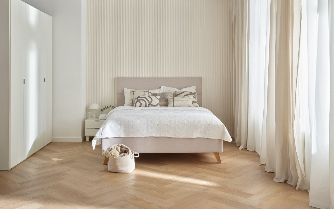 Rega Herringbone Vinyl Flooring Iowa Oak (16 Pack)